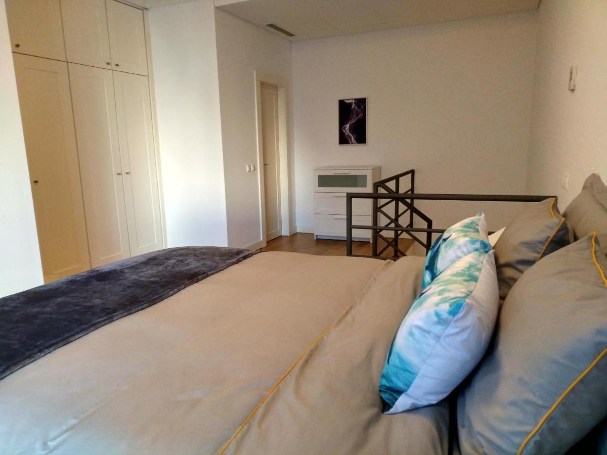 Nice Duplex Apartment With Free Pool And Garage Lisbon Exterior photo